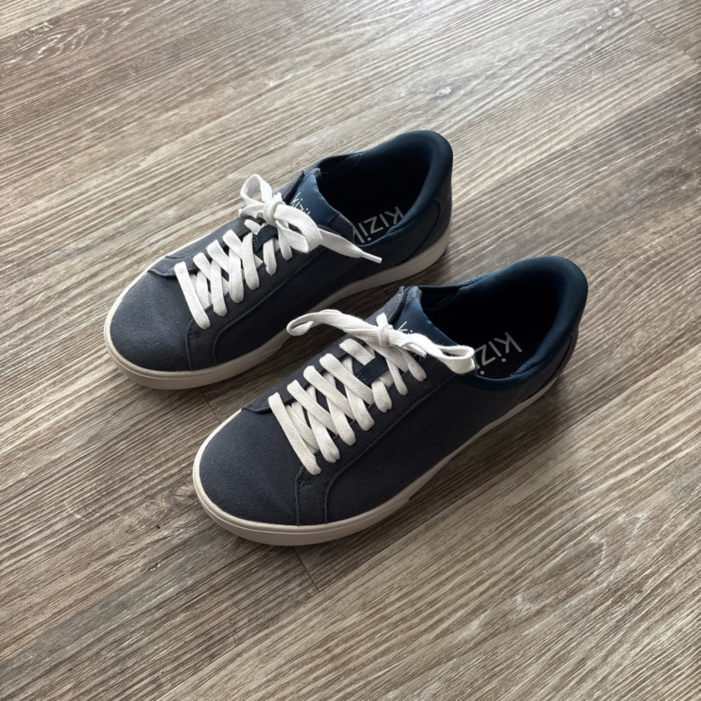 Kizik Unisex Irvine Blue Shoes Mens Size 5 Womens 6.5 Canvas Hands Free Sneakers - Picture 1 of 11